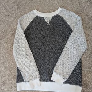 ZYIA Women's Charcoal and Cream Crewneck Sweatshirt